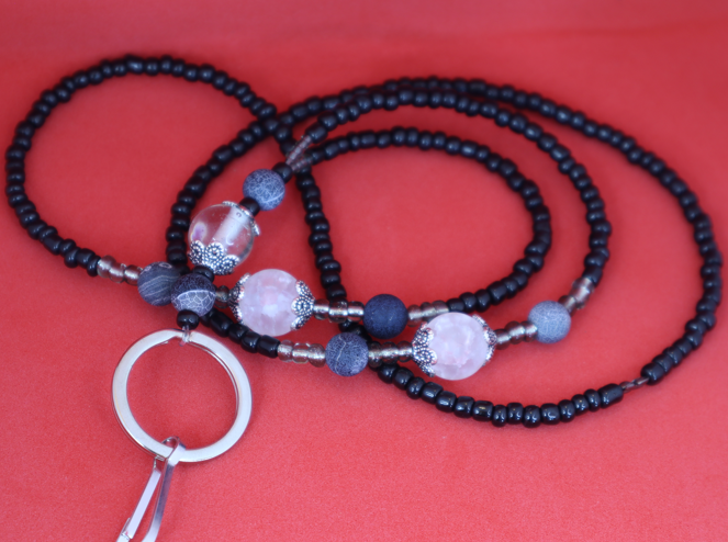 Cracked Agate and Quartz Black Beaded Lanyard